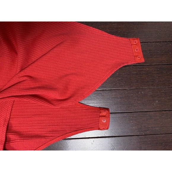 H&M Red Ribbed Sleeveless Blouse - Picture 7 of 7